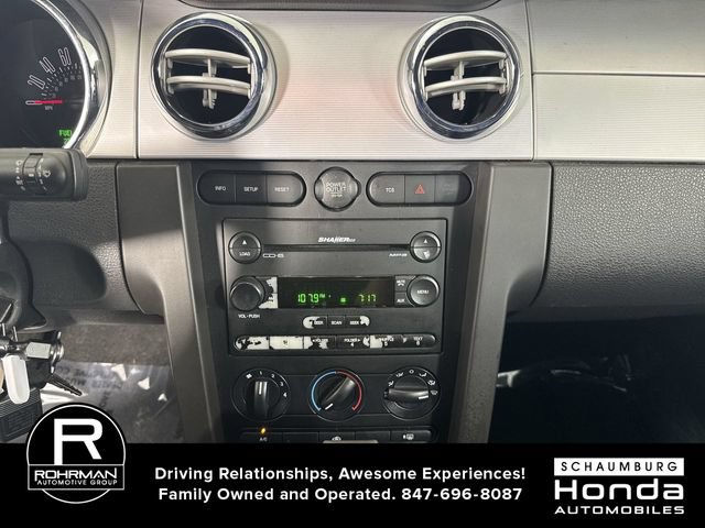 Used 2005 Ford Mustang GT RWD image 6