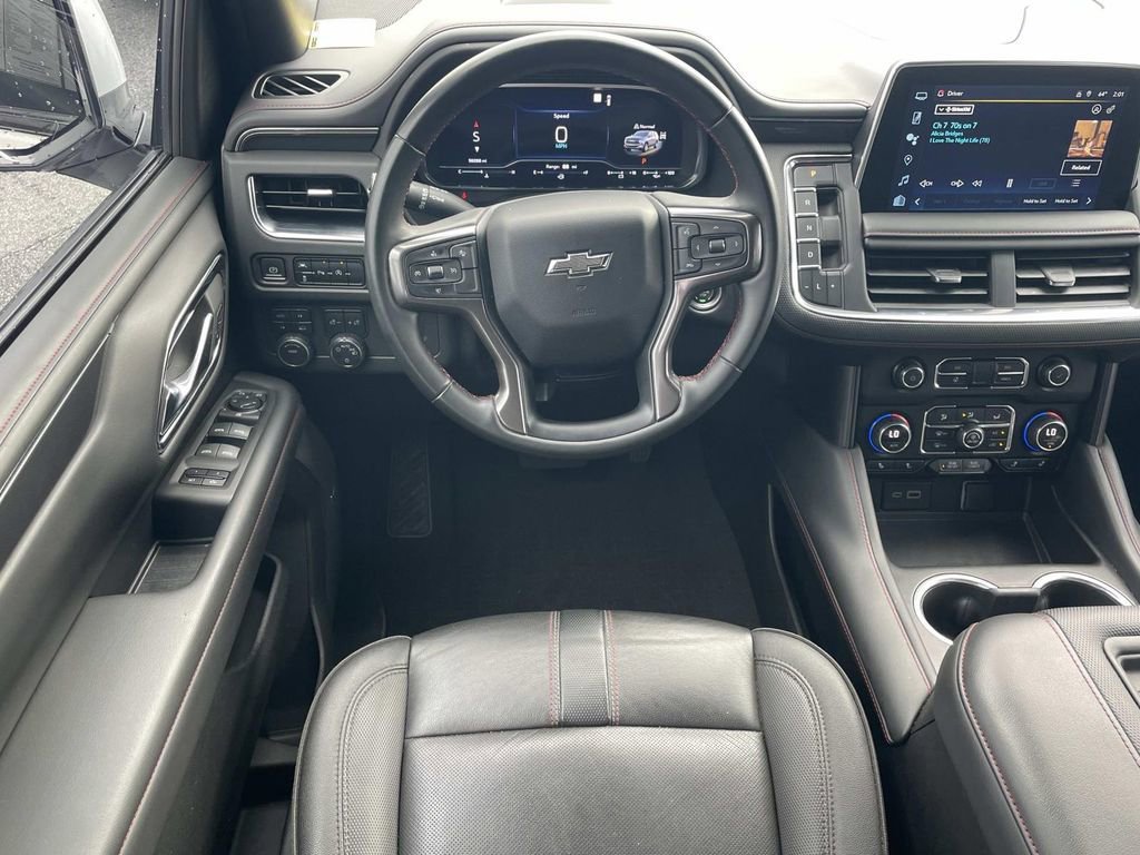 Used 2023 Chevrolet Suburban RST image 15