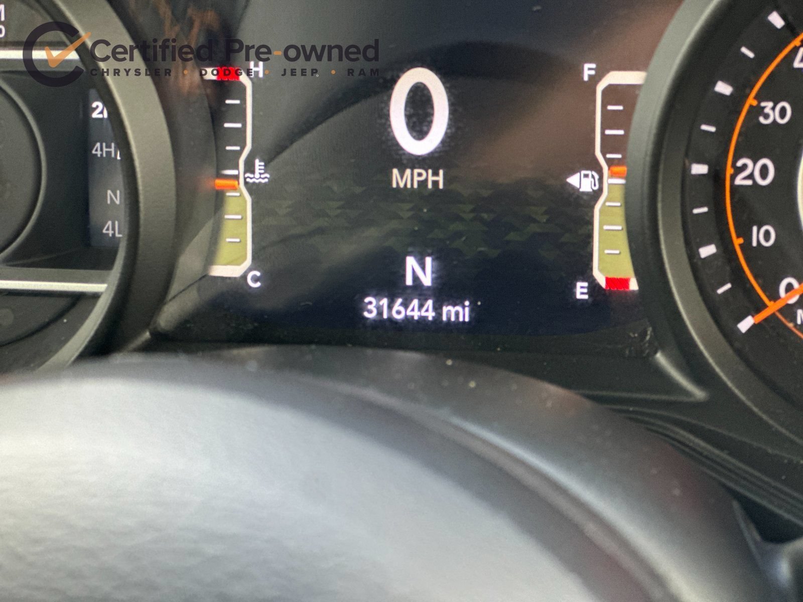 Used 2024 Jeep Gladiator Mojave AWD/4WD image 28
