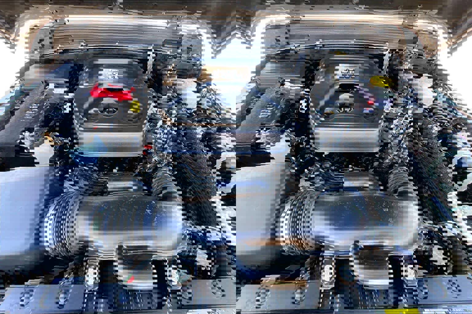 Used 2020 Jeep Wrangler Unlimited Sahara AWD/4WD image 31