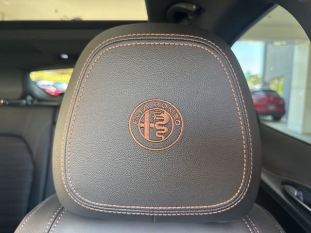 New 2025 Alfa Romeo Giulia w/ Driving Assist Package image 19