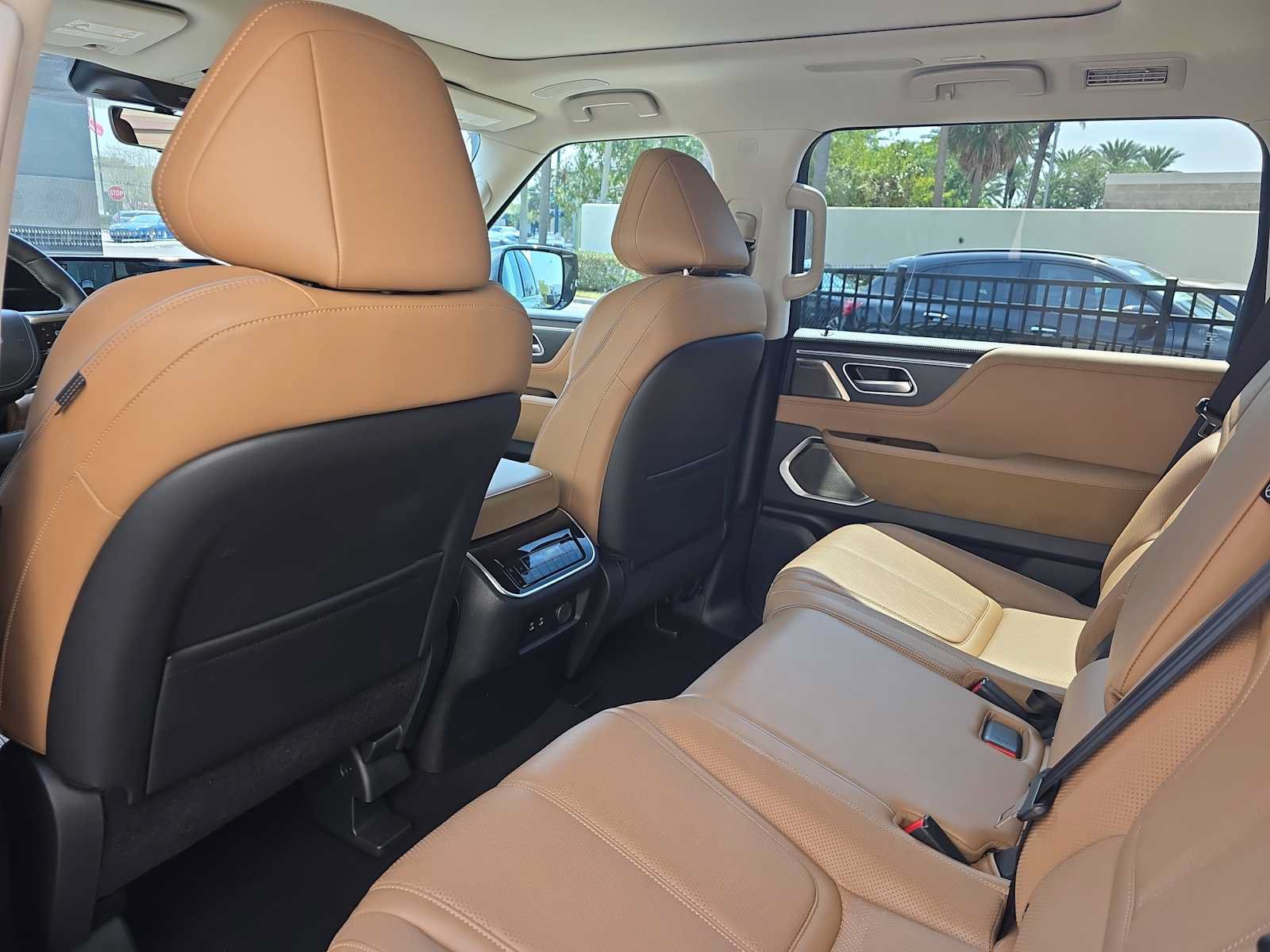 Certified 2025 INFINITI QX80 Sensory AWD/4WD image 12
