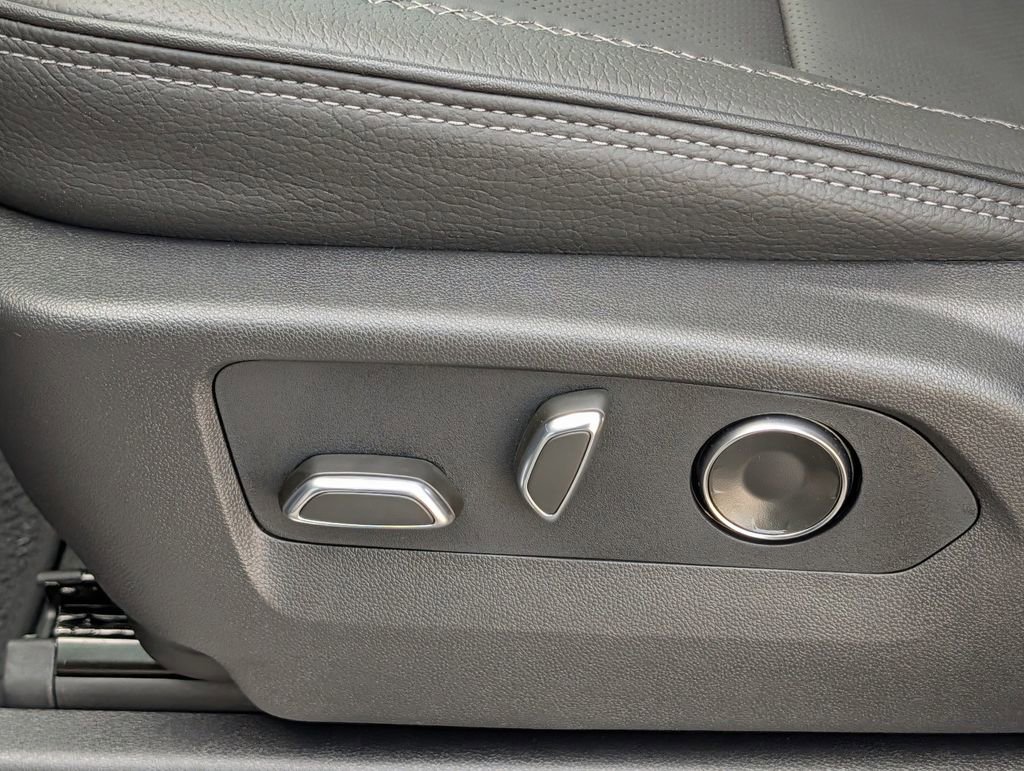 New 2026 GMC Sierra 1500 Denali AWD/4WD image 24