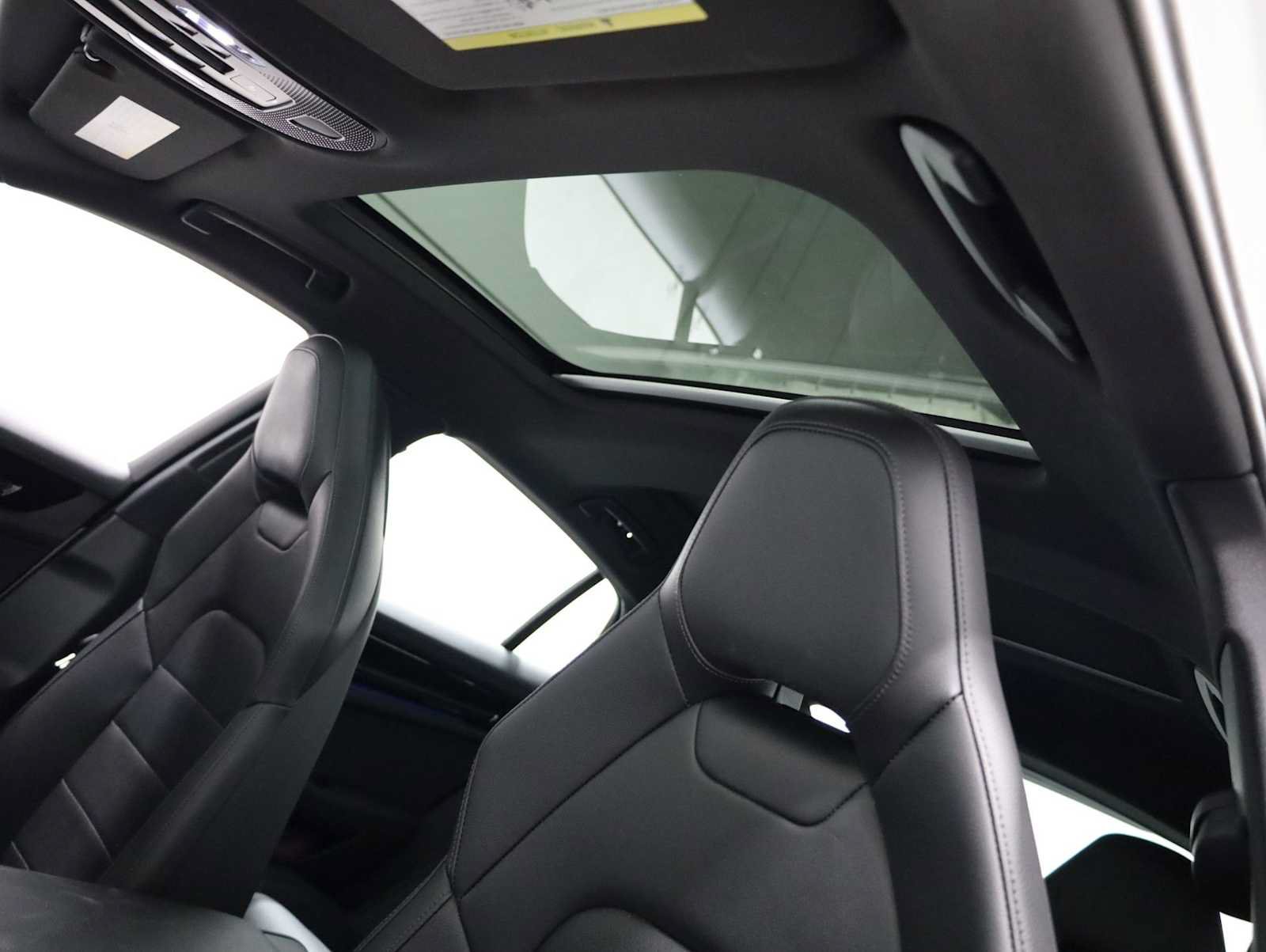 Certified 2024 Porsche Panamera 4 AWD/4WD image 19