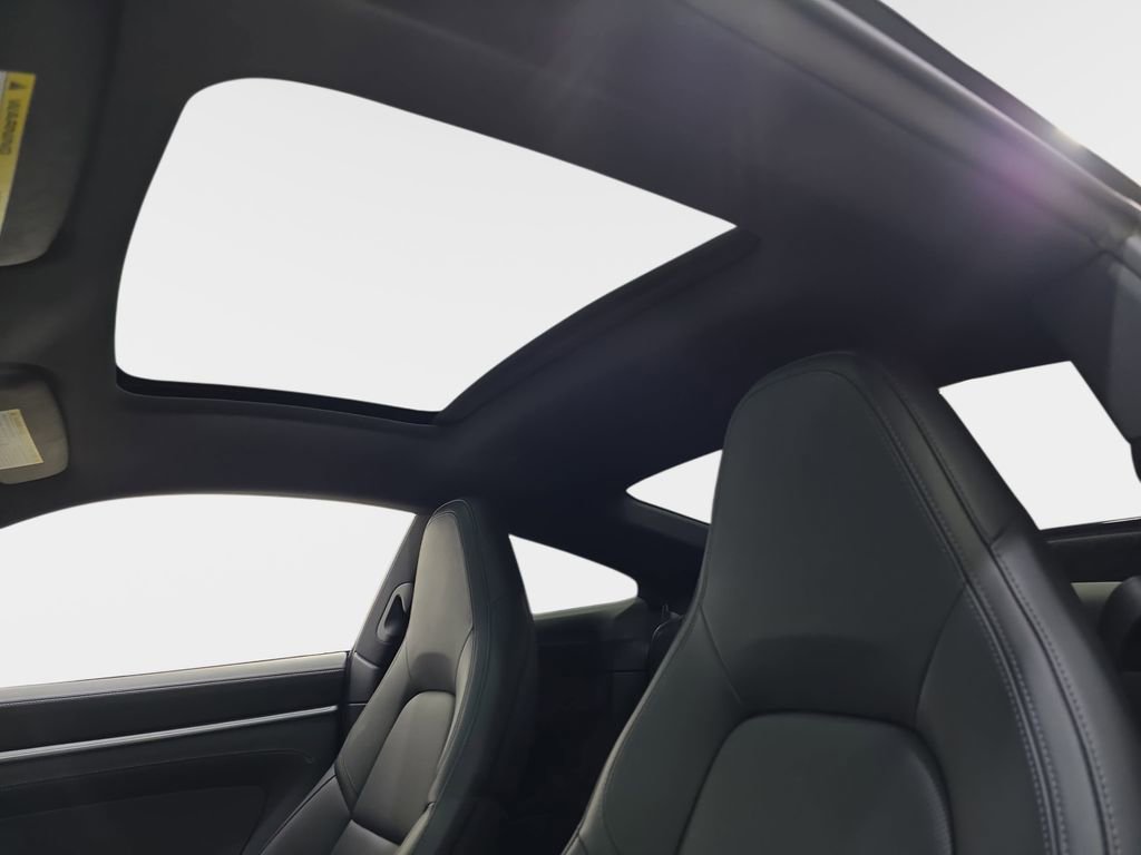 Used 2024 Porsche 911 Carrera 4S image 32