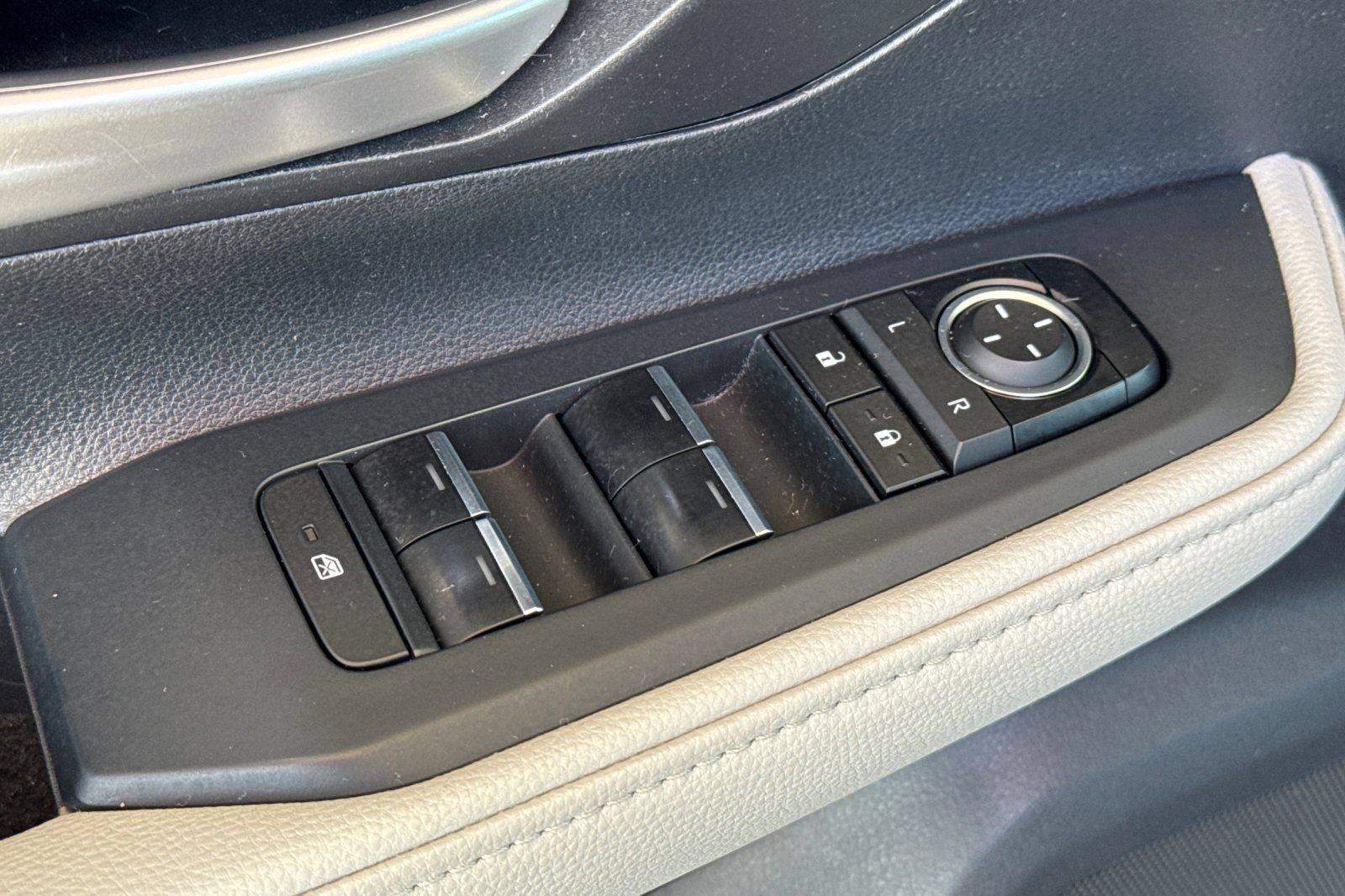Certified 2024 Toyota Grand Highlander AWD image 14