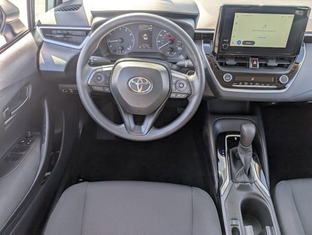 Used 2025 Toyota Corolla LE w/ Convenience Package image 12