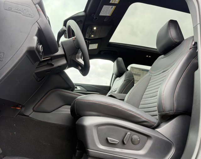 New 2026 Ford Explorer ST-Line image 15