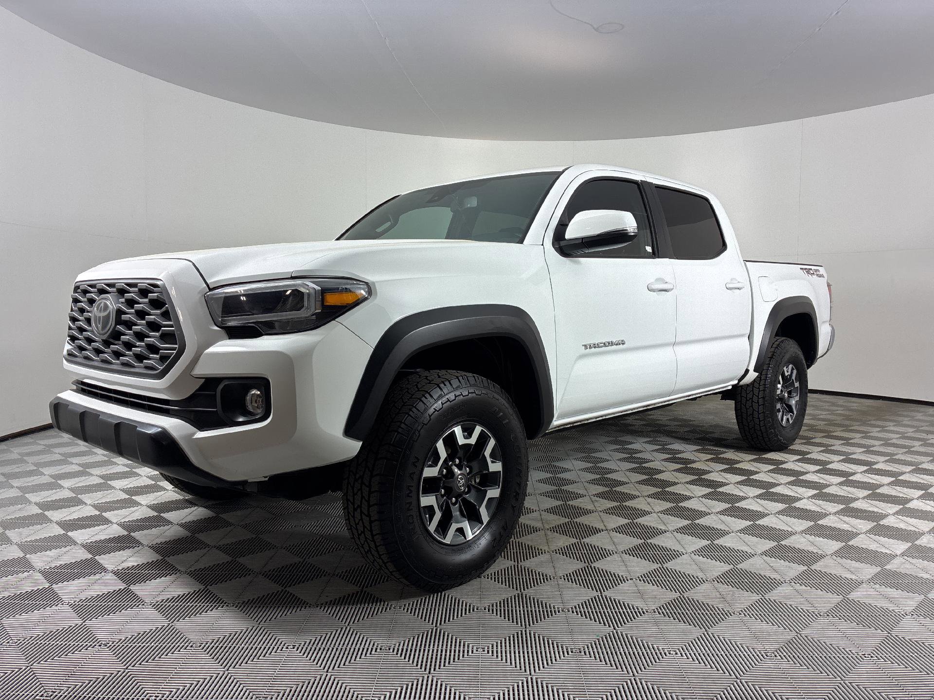 Used 2023 Toyota Tacoma 2WD Double Cab image 1