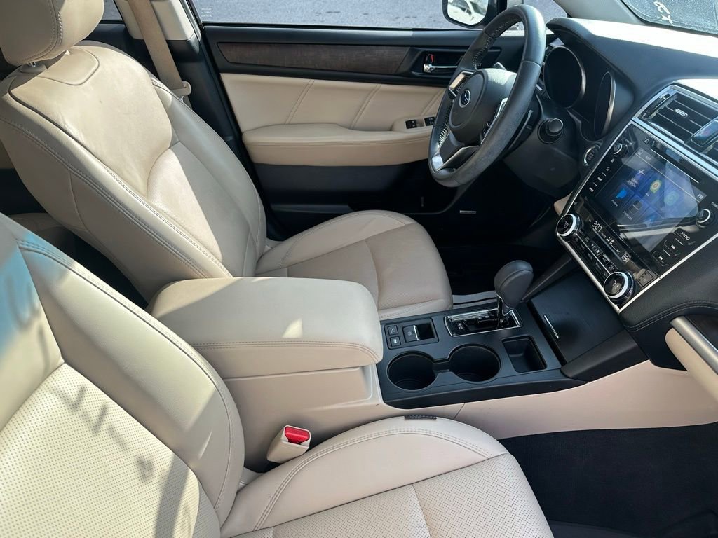 Used 2019 Subaru Outback 2.5i Limited image 17