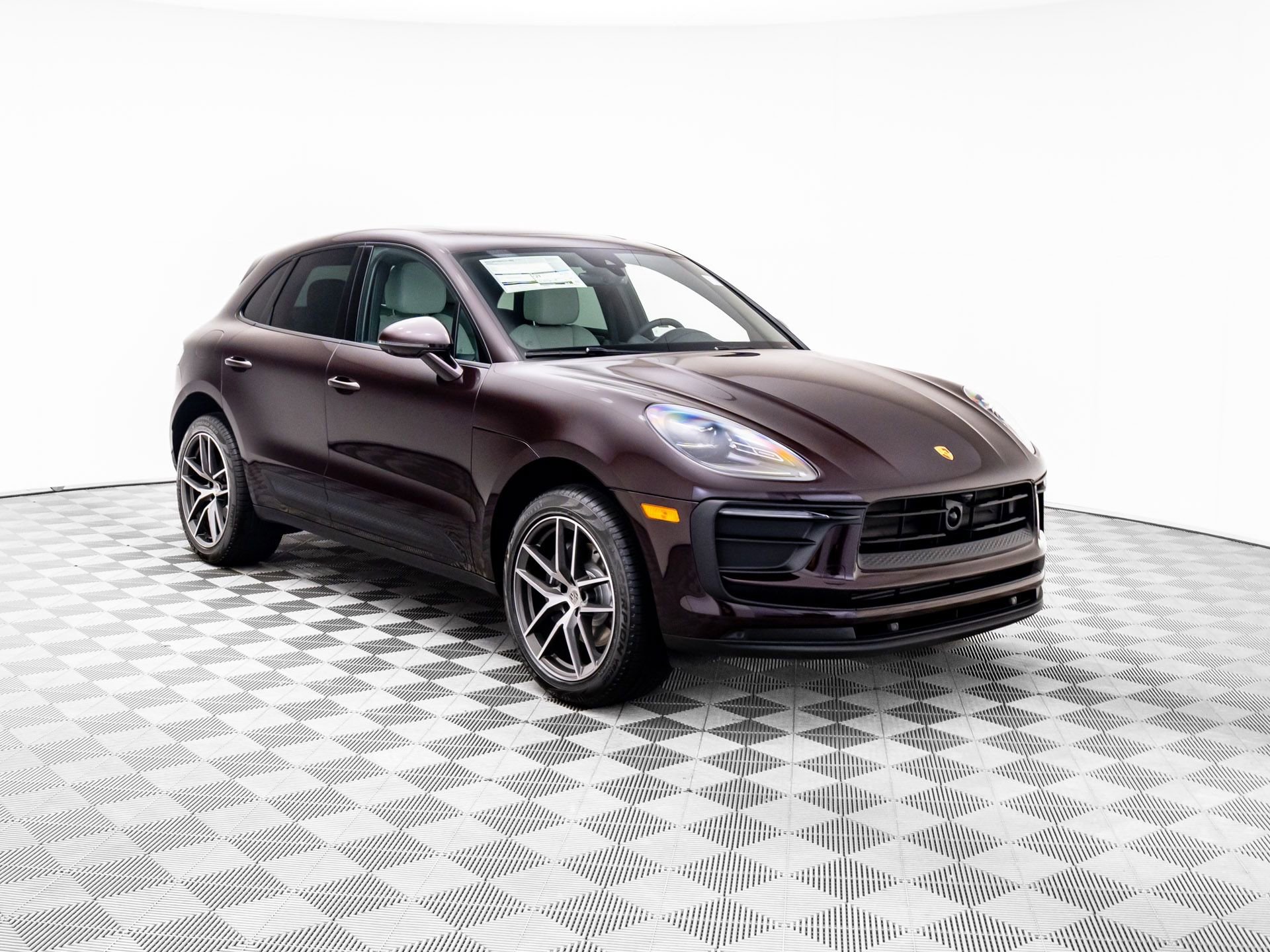 New 2026 Porsche Macan image 6