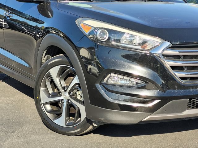 Used 2016 Hyundai Tucson Limited w/ Option Group 03 FWD image 10