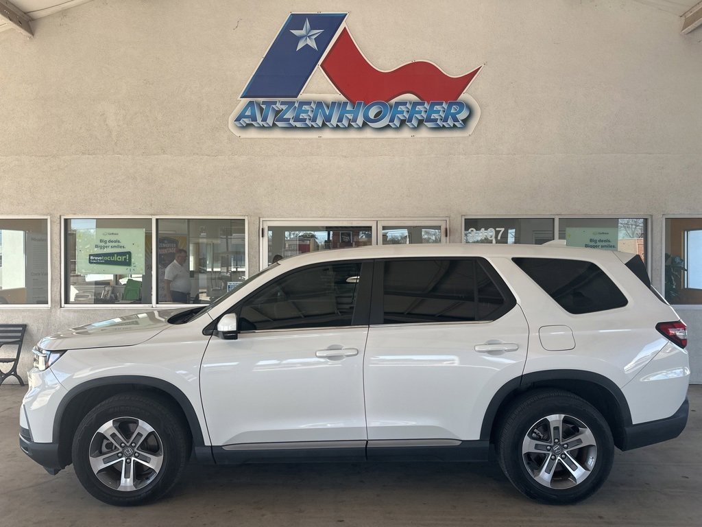 Used 2023 Honda Pilot EX-L image 2