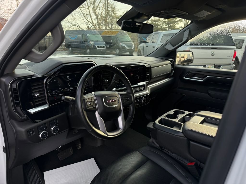 Used 2024 GMC Sierra 1500 SLT image 11