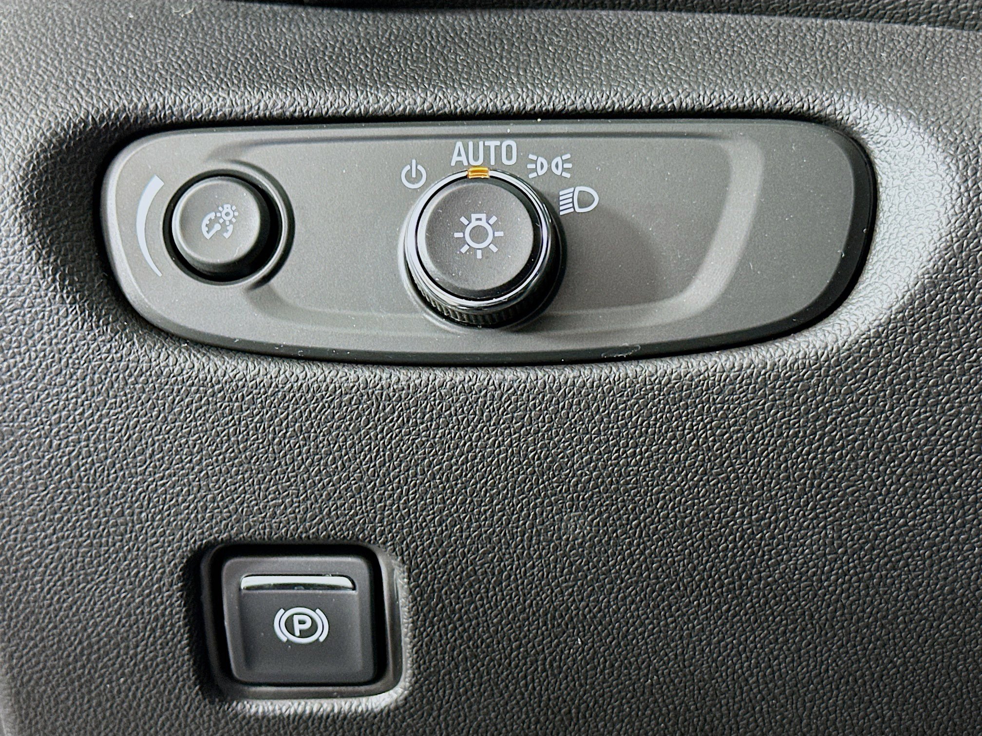 Used 2023 Chevrolet Blazer LT w/ Convenience Package image 17