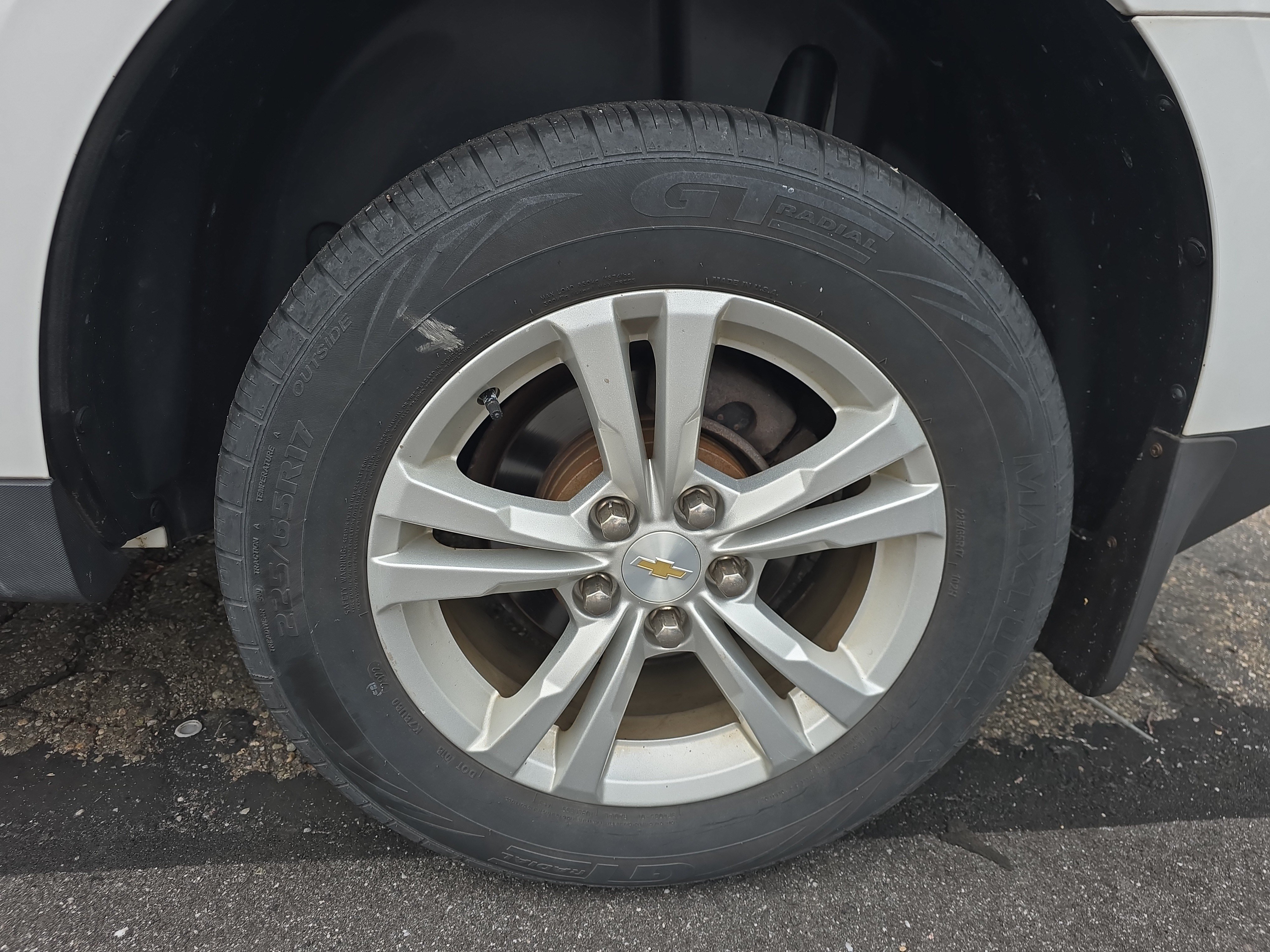 Used 2016 Chevrolet Equinox LS AWD/4WD image 11