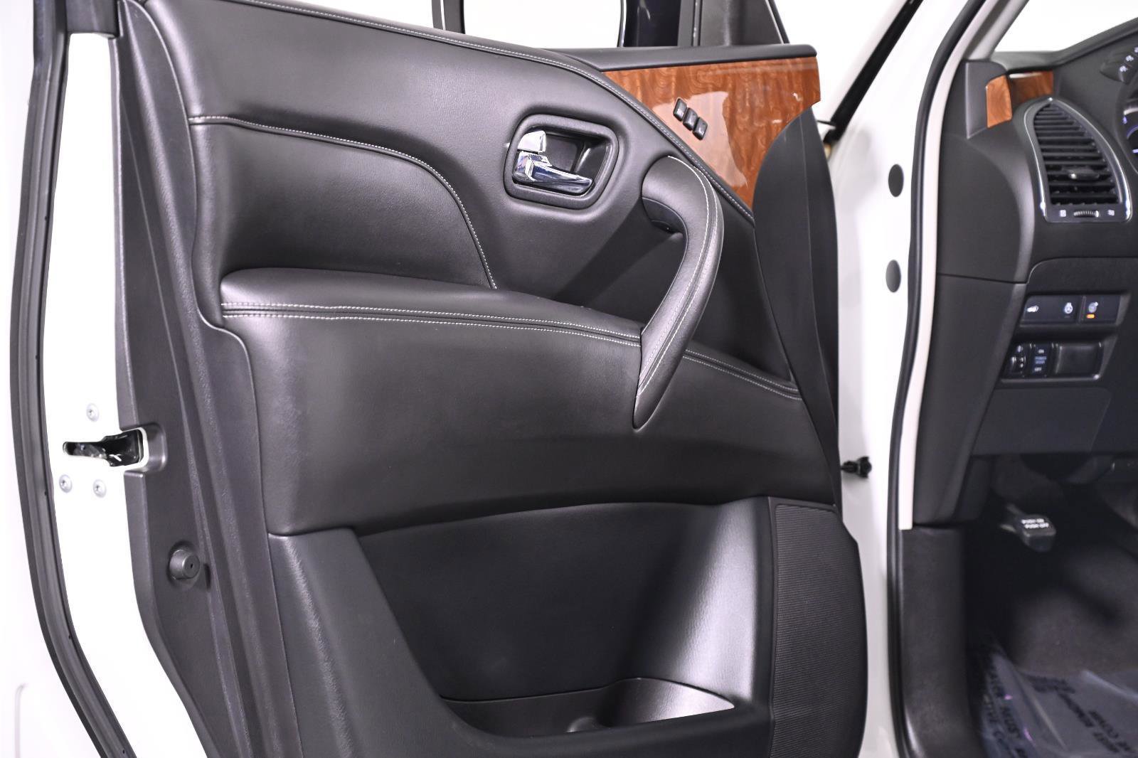 Used 2018 INFINITI QX80 4WD w/ Driver Assistance Package image 39