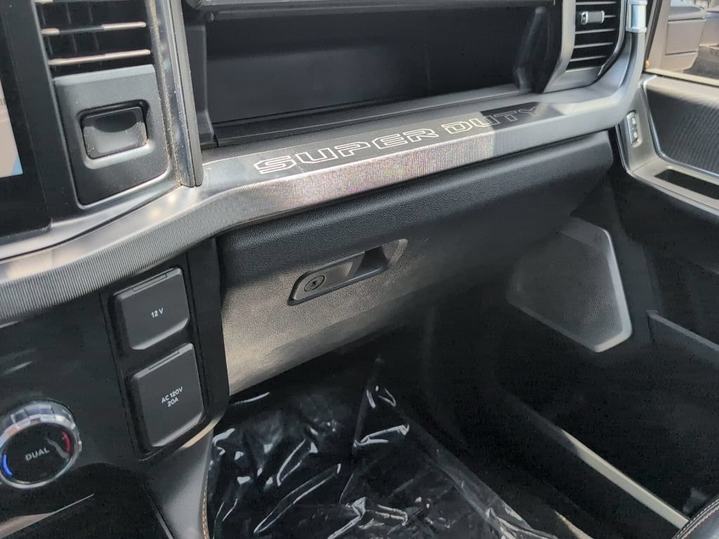 Used 2023 Ford F250 Platinum AWD/4WD image 23
