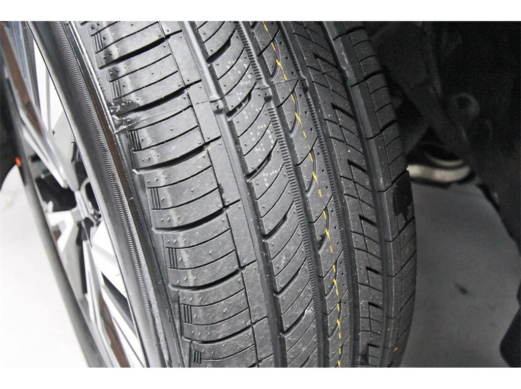 Used 2023 Nissan Rogue SV image 30