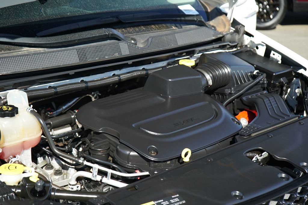 Used 2021 Chrysler Pacifica Touring-L FWD image 23