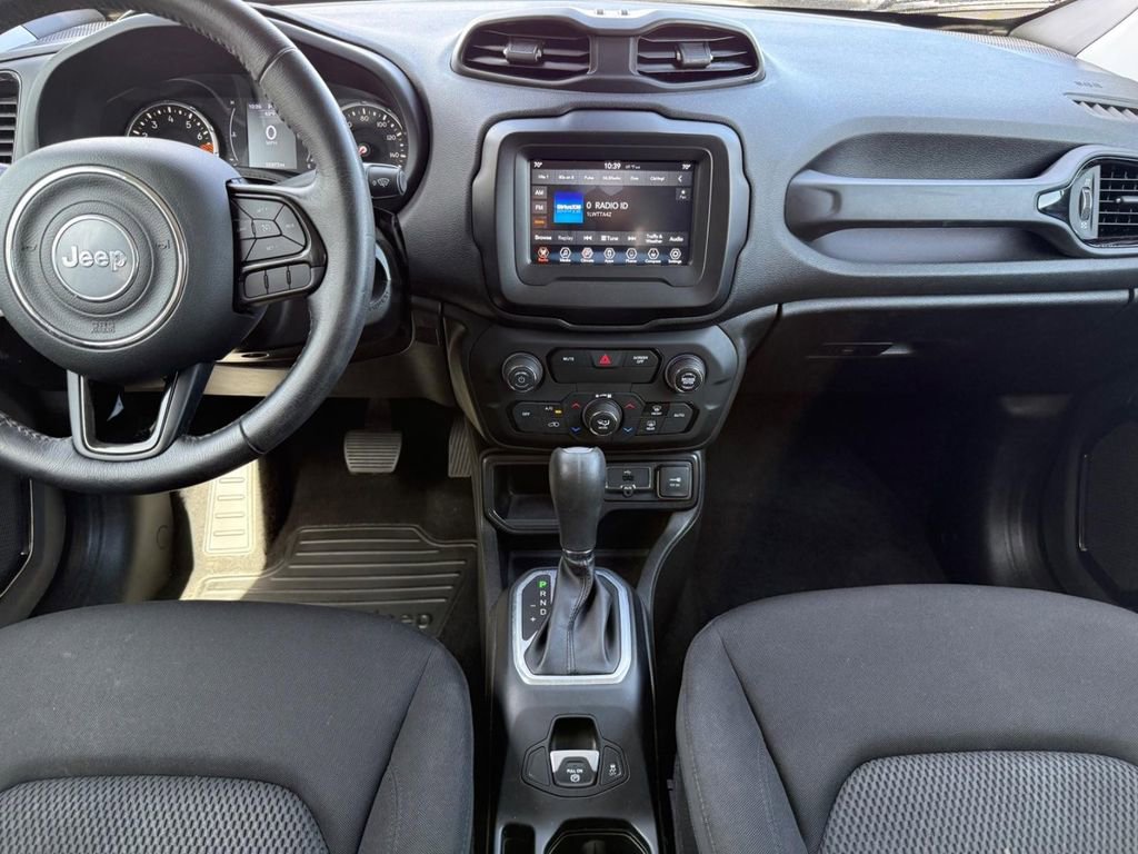 Used 2019 Jeep Renegade Altitude w/ Quick Order Package 2XM FWD image 11