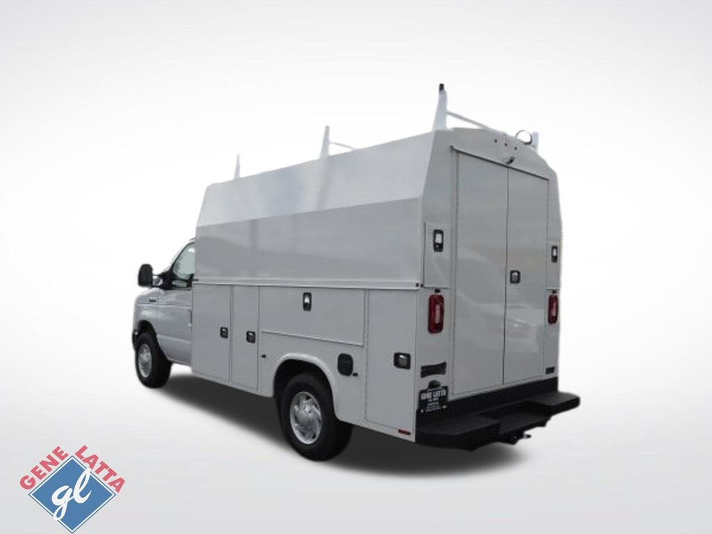 New 2026 Ford E-350 and Econoline 350 Super Duty w/ Power Equipment Group RWD image 5