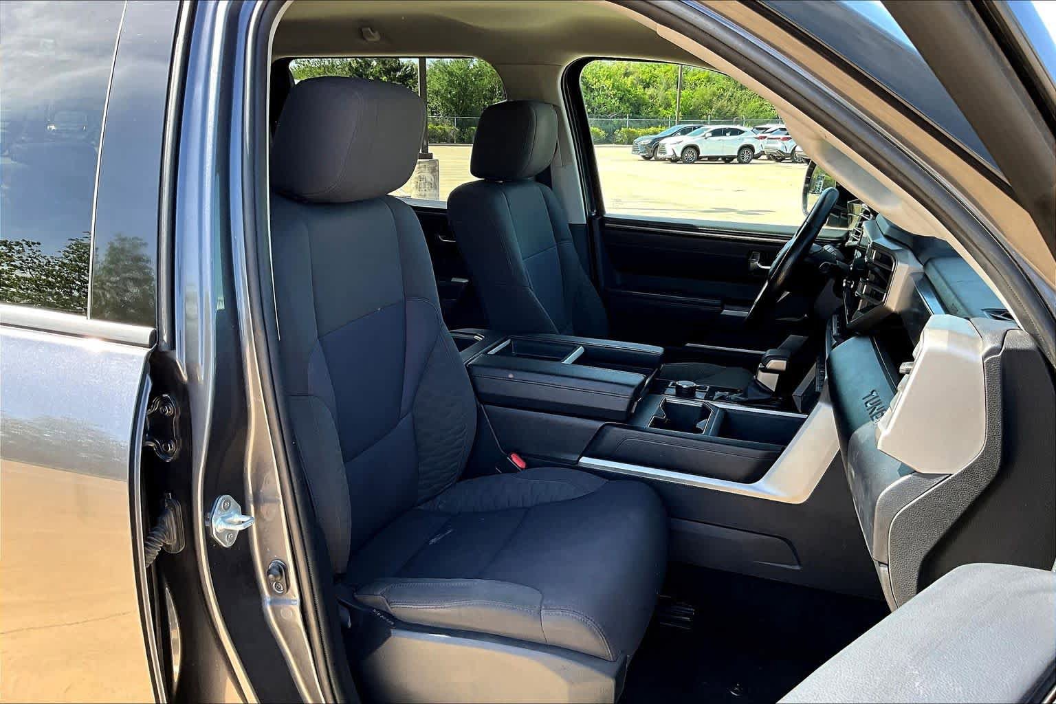 Used 2023 Toyota Tundra SR5 w/ SR5 Convenience Package AWD/4WD image 9