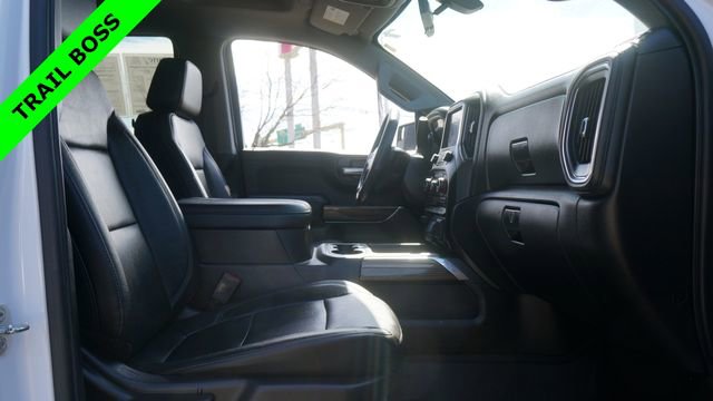 Used 2019 Chevrolet Silverado 1500 LT Trail Boss AWD/4WD image 47