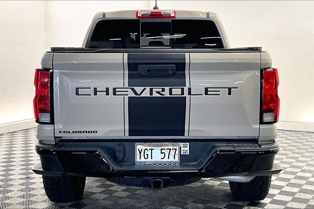 Used 2023 Chevrolet Colorado Trail Boss w/ Technology Package AWD/4WD image 3