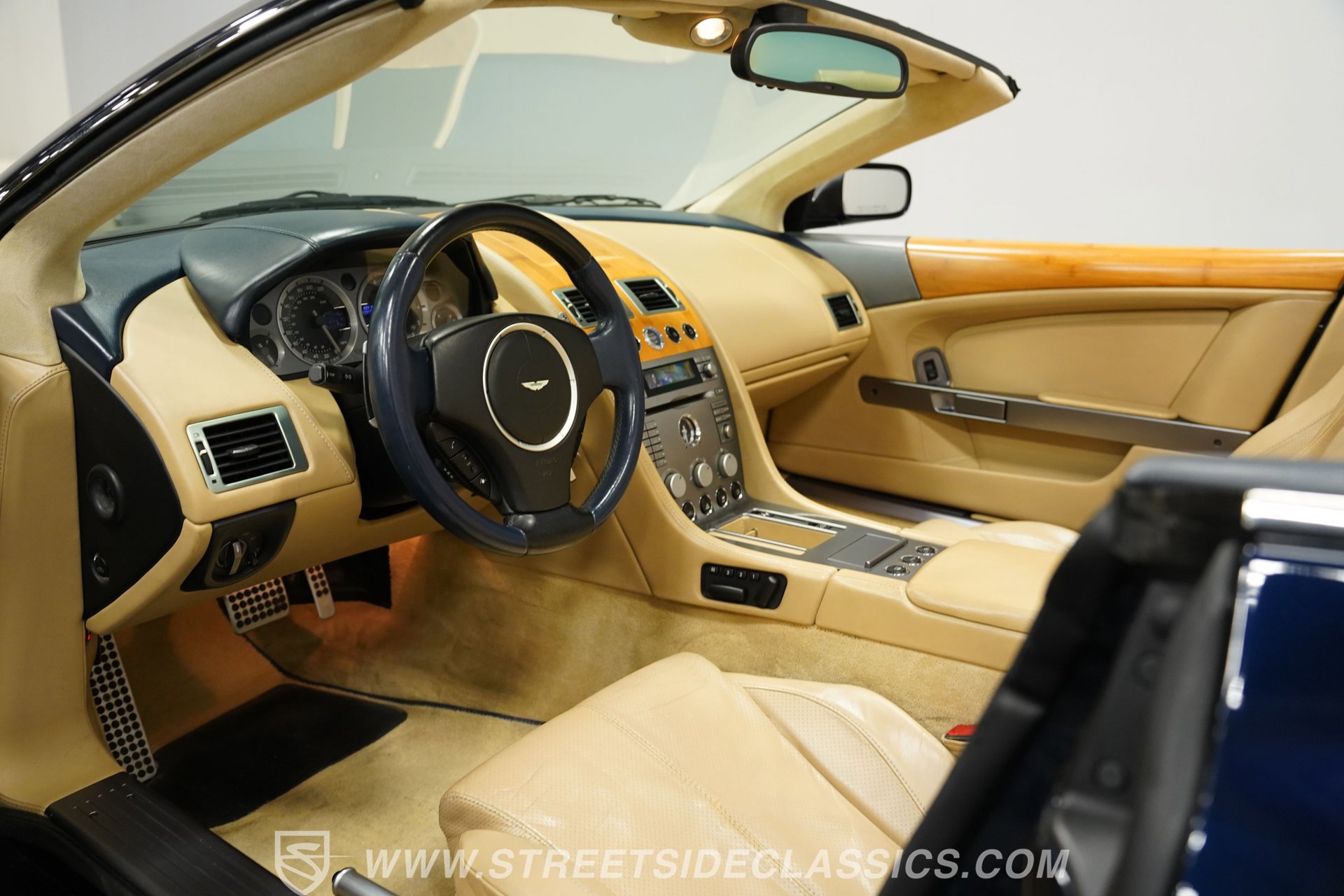 Used 2007 Aston Martin DB9 Volante image 4