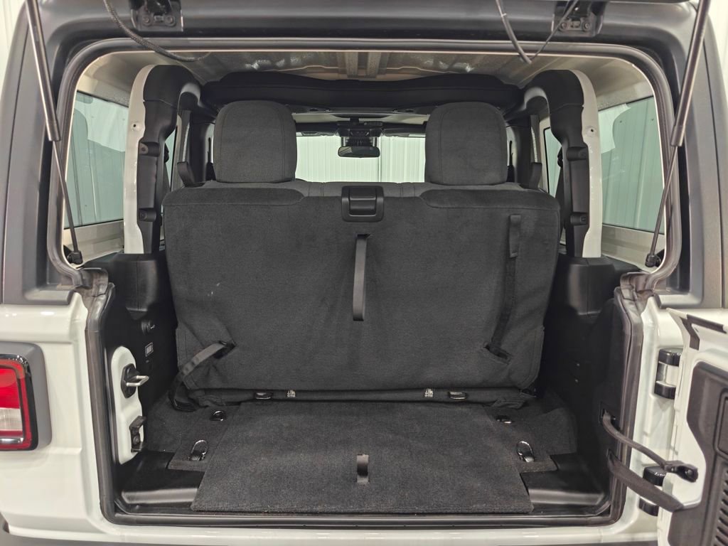 Used 2024 Jeep Wrangler Sport S image 28