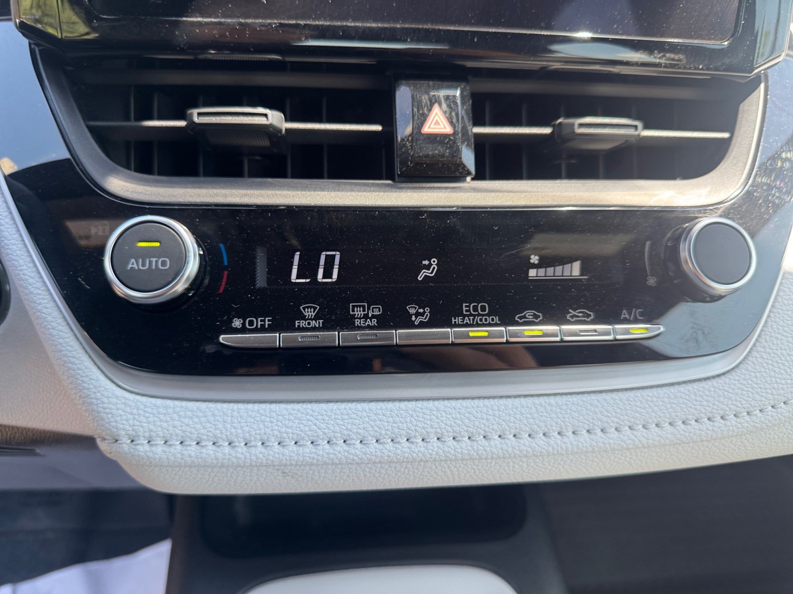Certified 2025 Toyota Corolla SE AWD/4WD image 12
