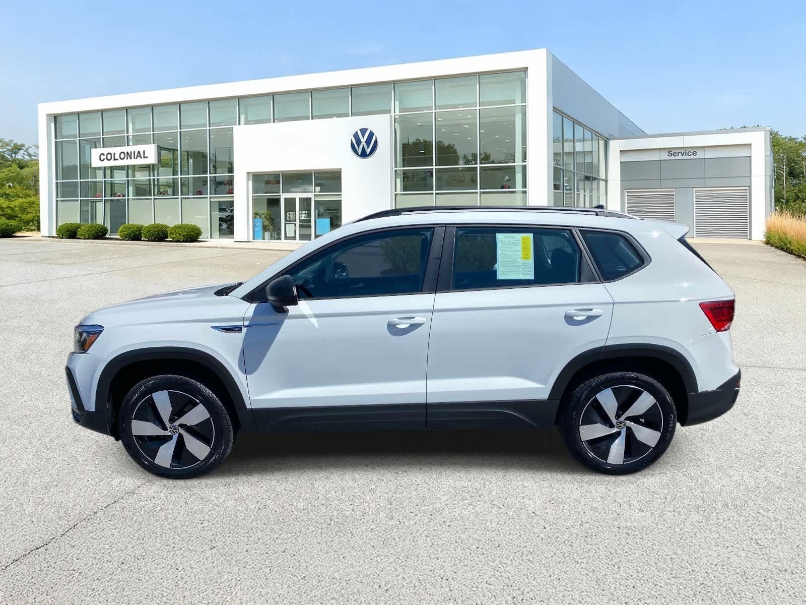 Certified 2024 Volkswagen Taos S AWD/4WD image 2