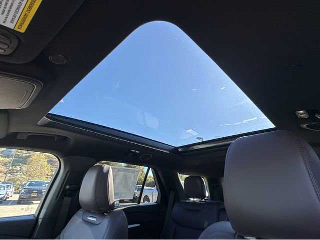 New 2026 Ford Explorer Platinum RWD image 7