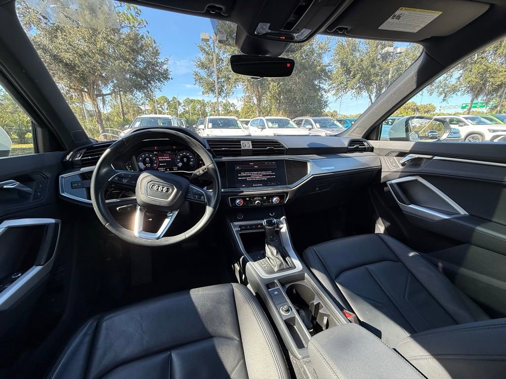 Used 2022 Audi Q3 2.0T Premium image 19