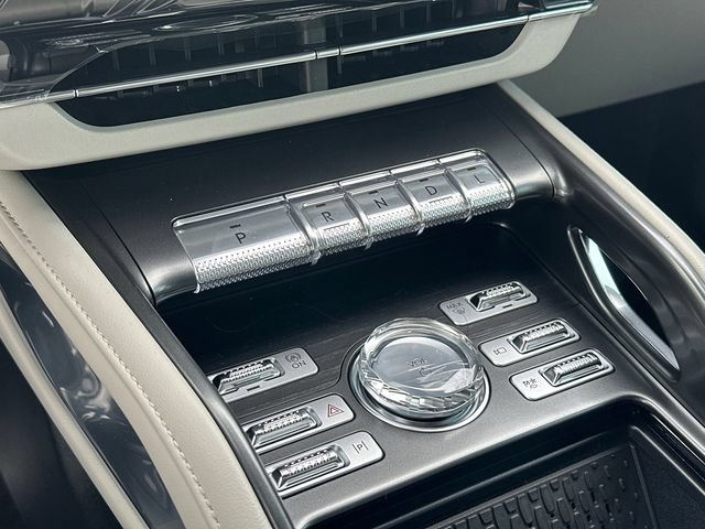 New 2026 Lincoln Nautilus Reserve AWD/4WD image 30