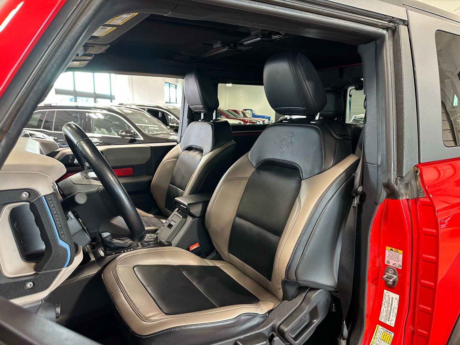 Used 2023 Ford Bronco Wildtrak image 13