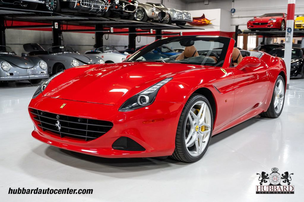 Used 2016 Ferrari California T image 12