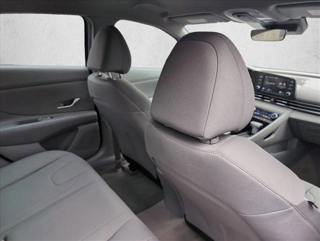 Certified 2023 Hyundai Elantra SEL w/ Cargo Package image 19