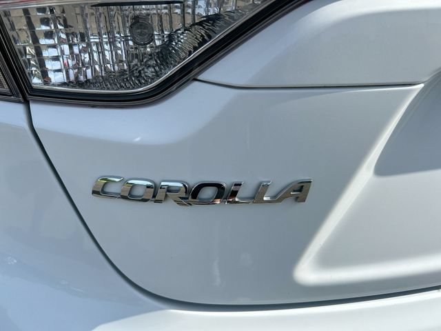 Used 2024 Toyota Corolla LE FWD image 29