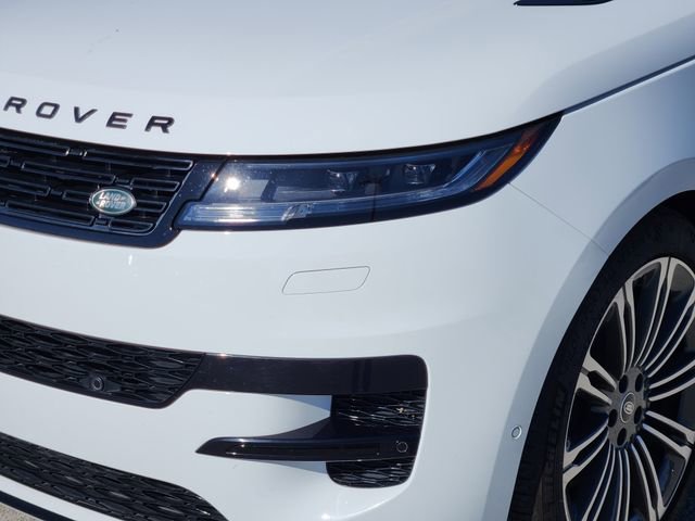 Used 2023 Land Rover Range Rover Sport SE Dynamic image 7