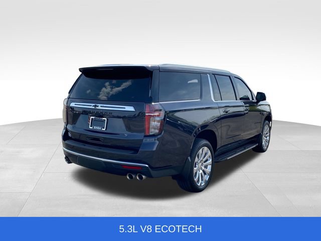 Used 2024 Chevrolet Suburban Premier AWD/4WD image 3