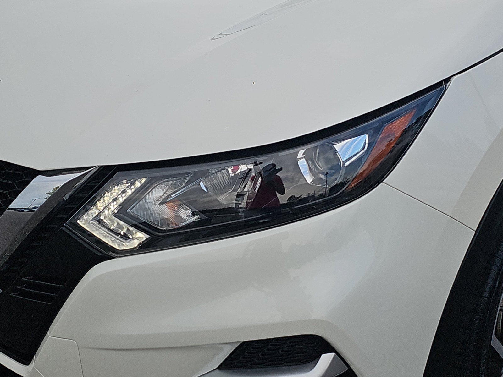 Used 2022 Nissan Rogue Sport SL AWD/4WD image 28
