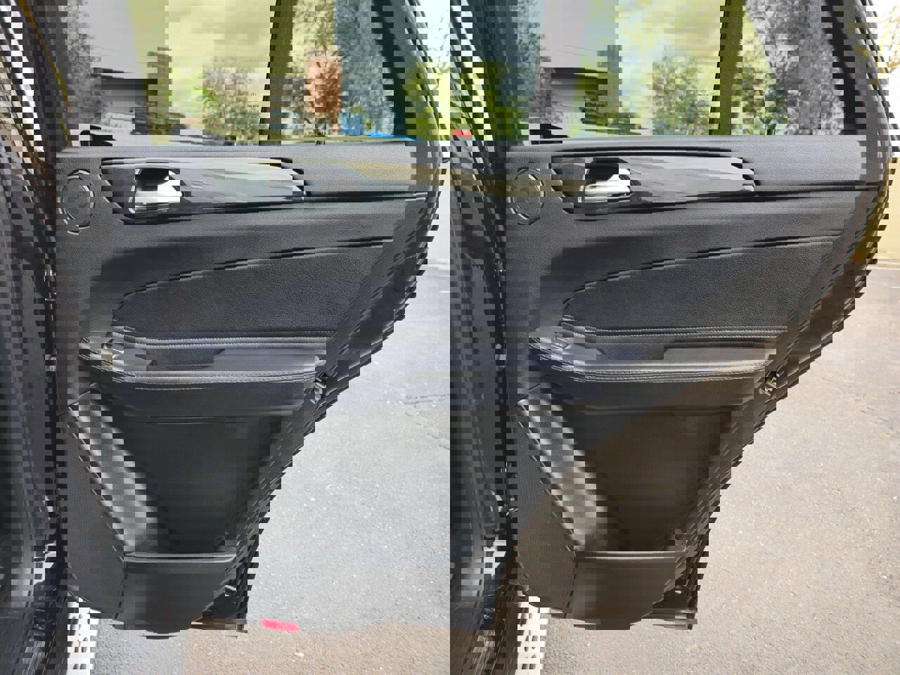 Used 2018 Mercedes-Benz GLE 350 w/ Premium 1 Package image 31