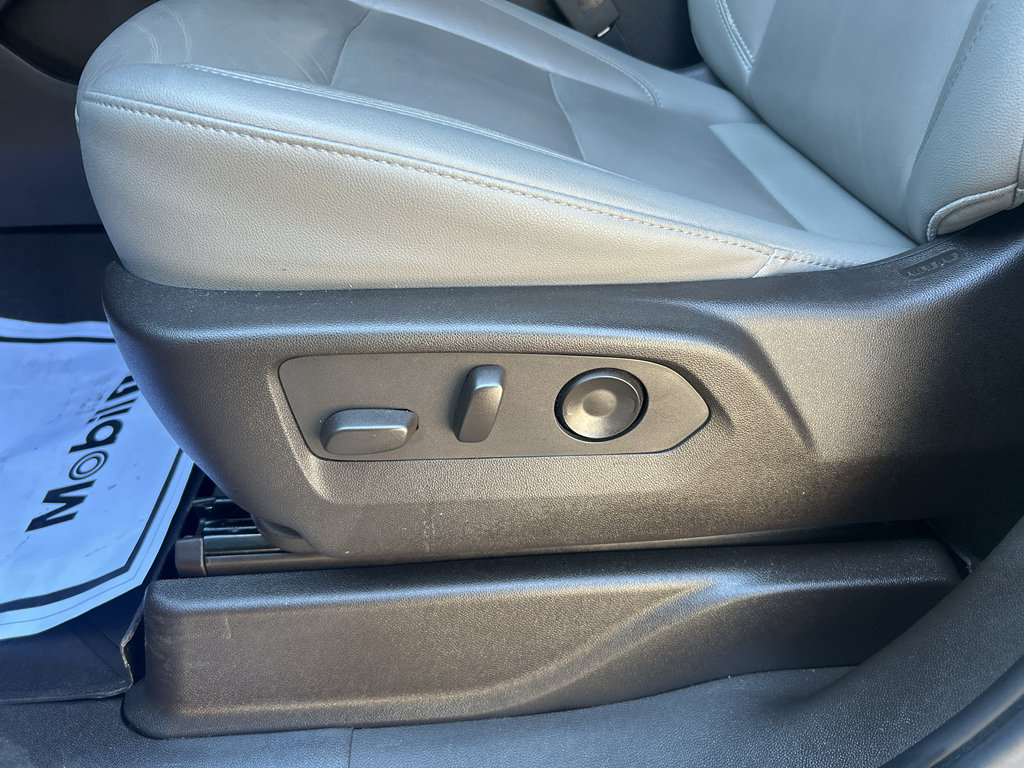 Used 2021 Chevrolet Tahoe Z71 AWD/4WD image 17