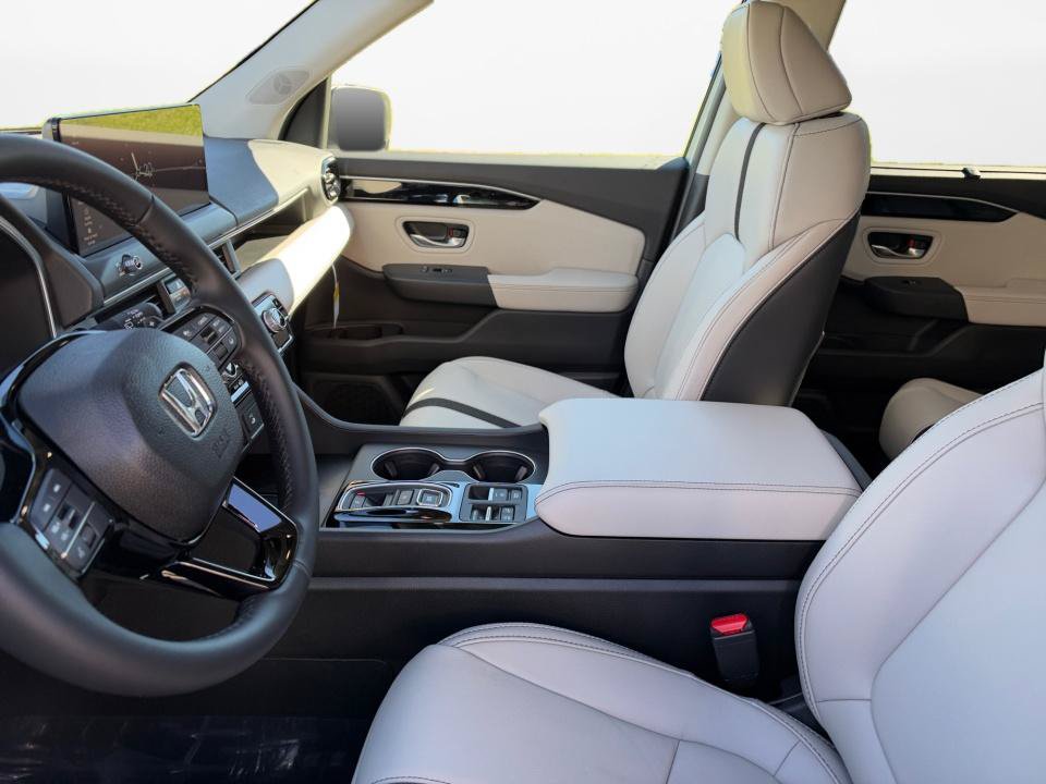 New 2026 Honda Pilot EX-L image 9
