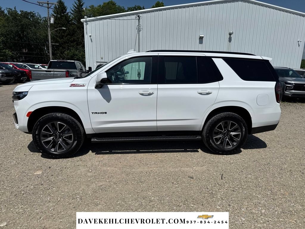 Used 2023 Chevrolet Tahoe Z71 w/ Luxury Package AWD/4WD image 2