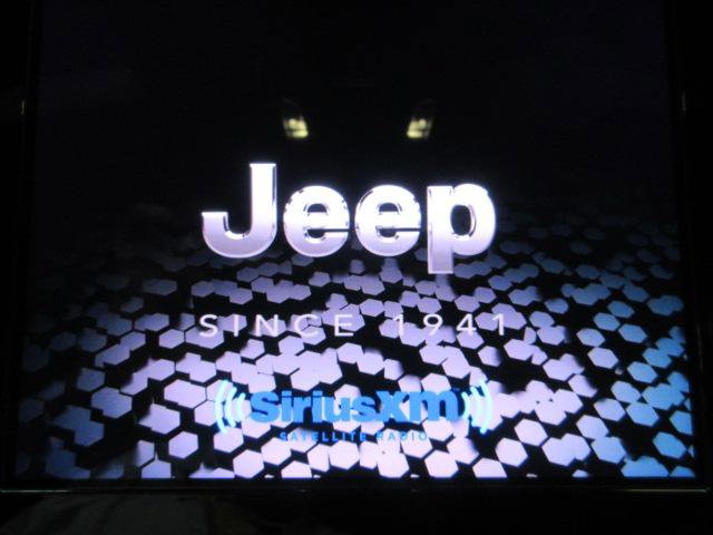 Used 2024 Jeep Grand Cherokee L Laredo AWD/4WD image 28