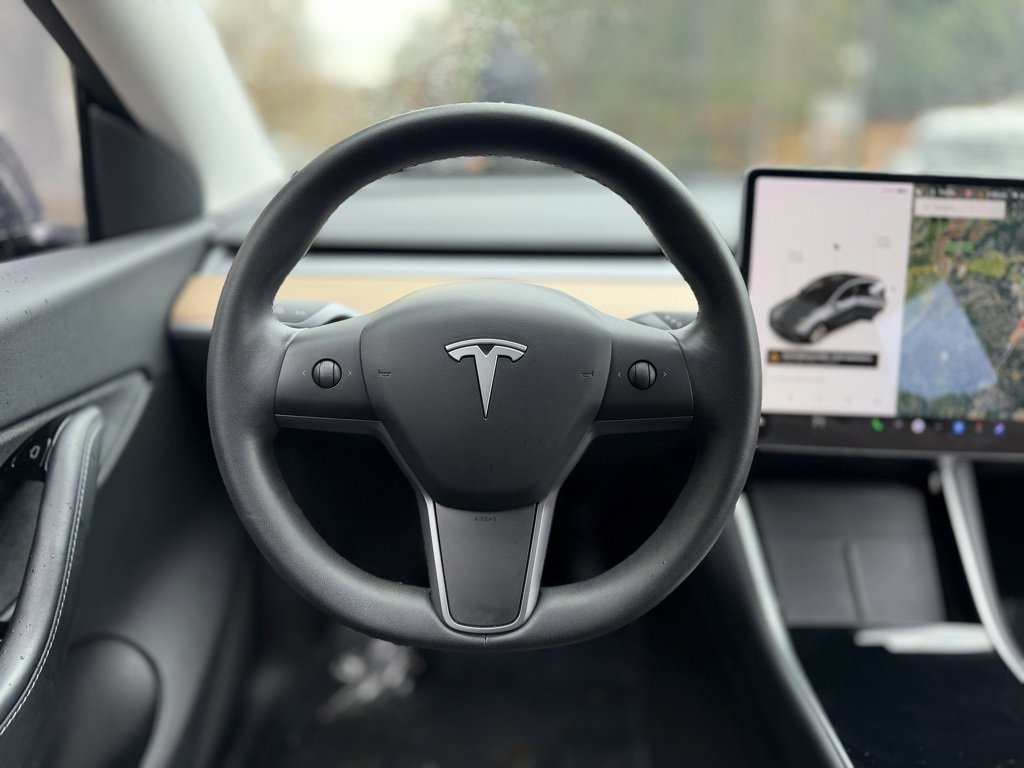 Used 2020 Tesla Model Y Long Range image 43
