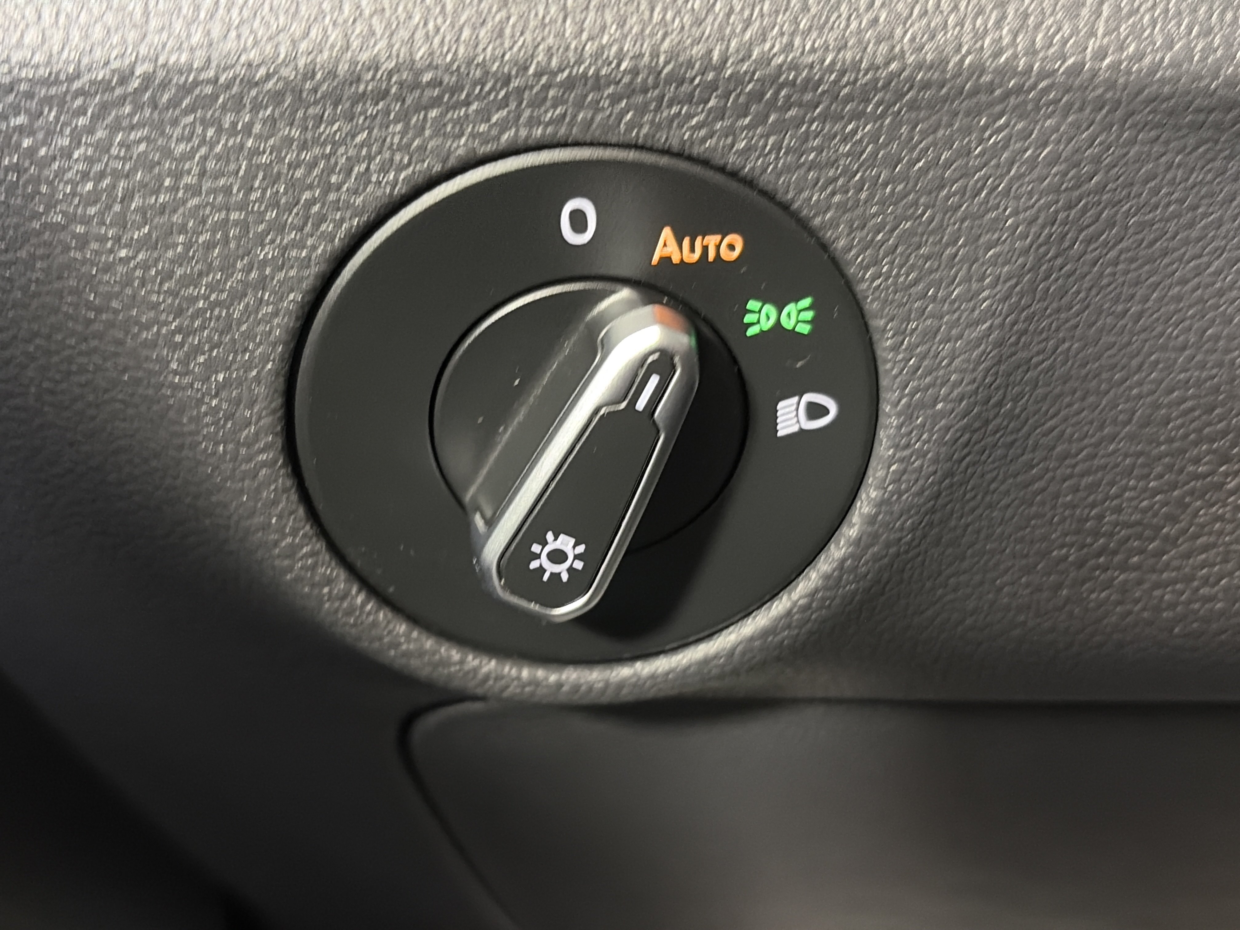 Used 2025 Volkswagen Jetta S FWD image 30